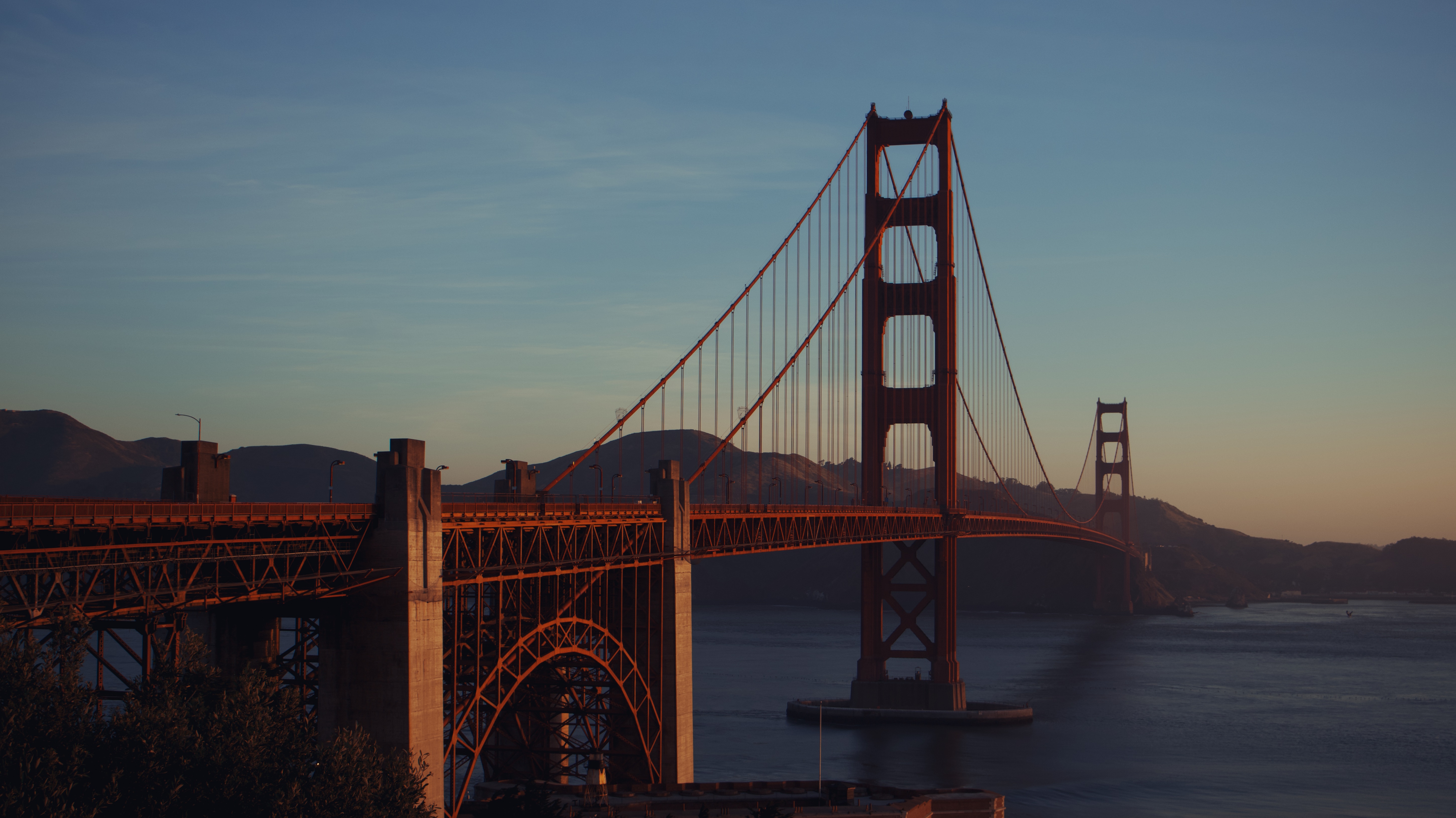 Golden Gate Bridge at golden hour